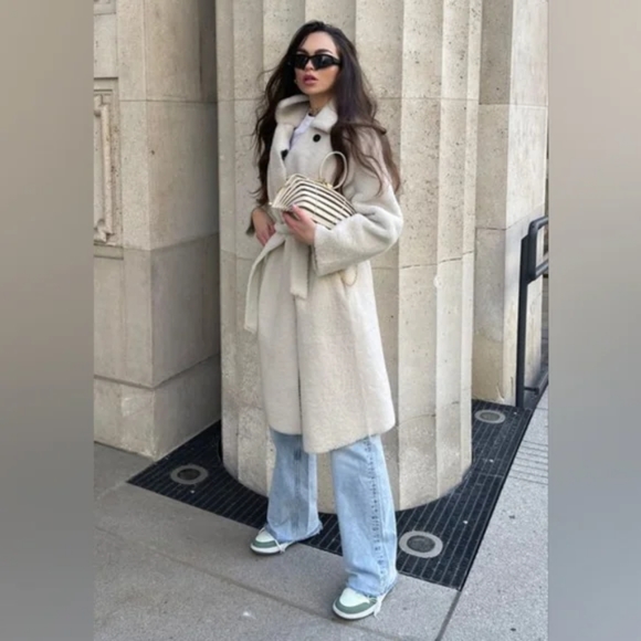 Levi's 70s High Rise Flare Jeans Marin Babe - Picture 3 of 8